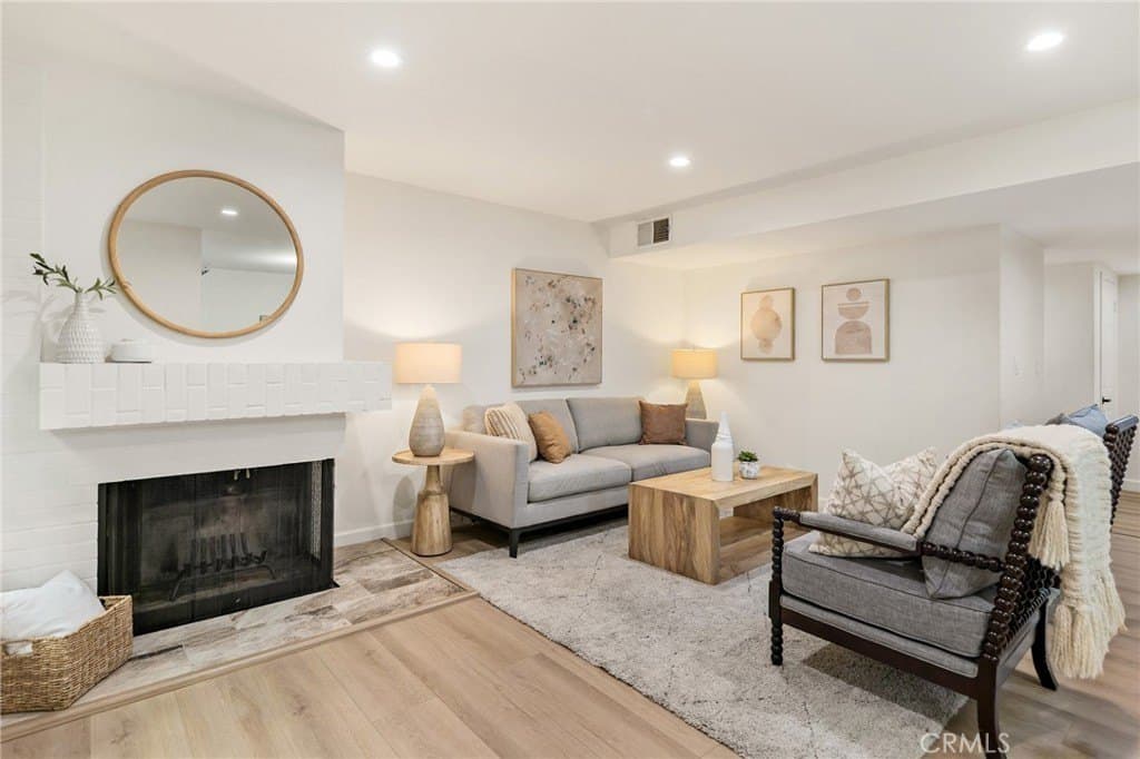 441 E San Jose Ave Unit 111, Burbank