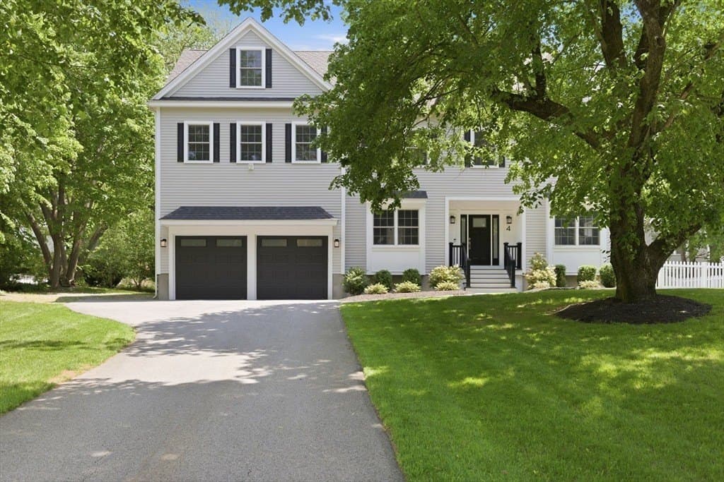 4 Augustus Rd, Lexington