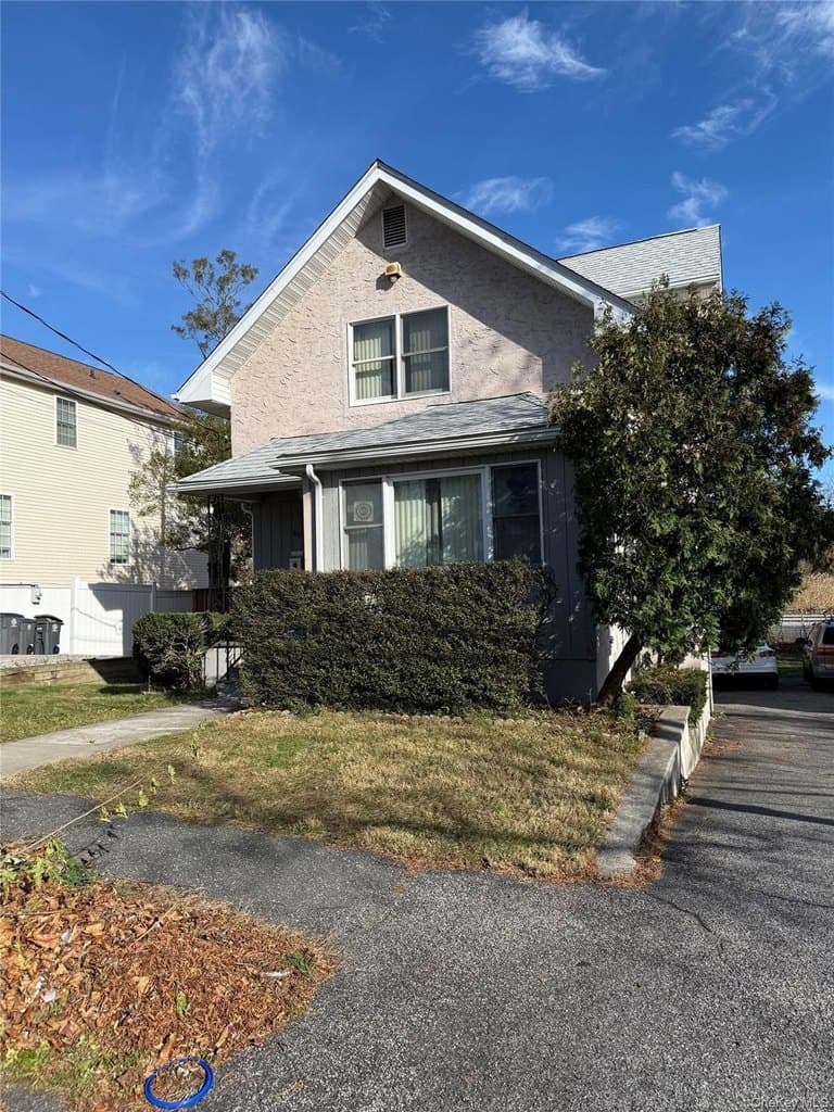 60 Cloverdale Ave, White Plains