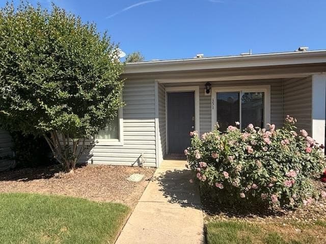 303 E Bullard Ave Apt 151, Fresno