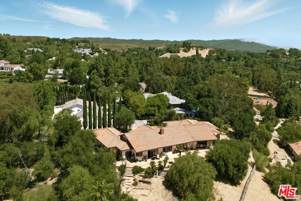 24926 Jim Bridger Rd, Hidden Hills