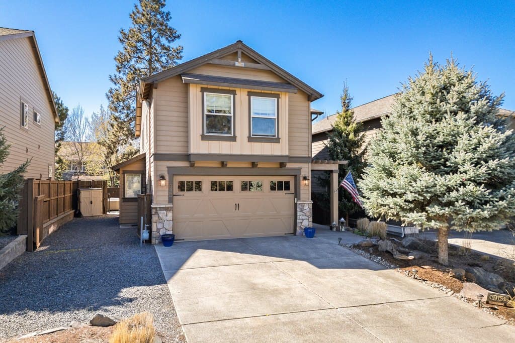 61163 Ambassador Dr, Bend