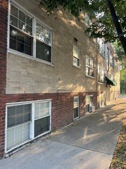 5205 W Drummond Pl Apt 1