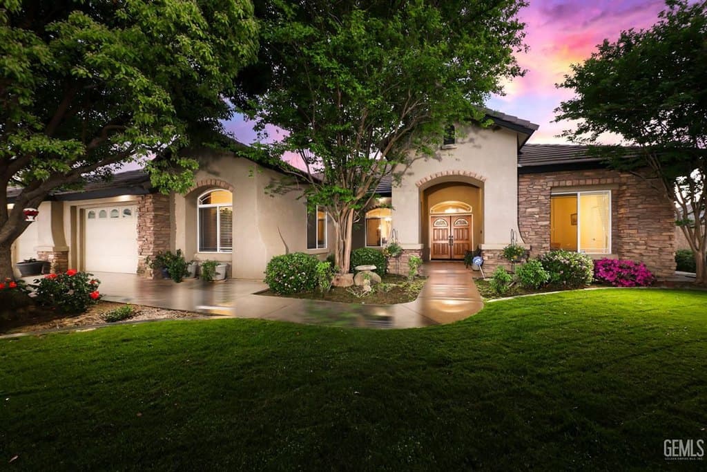 15553 Joseph Phelps Ave, Bakersfield