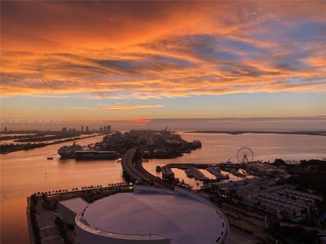 888 Biscayne Blvd Apt 3001