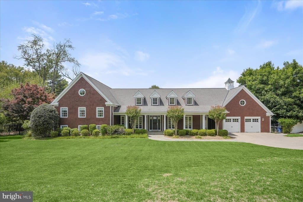 7506 Persimmon Tree Ln