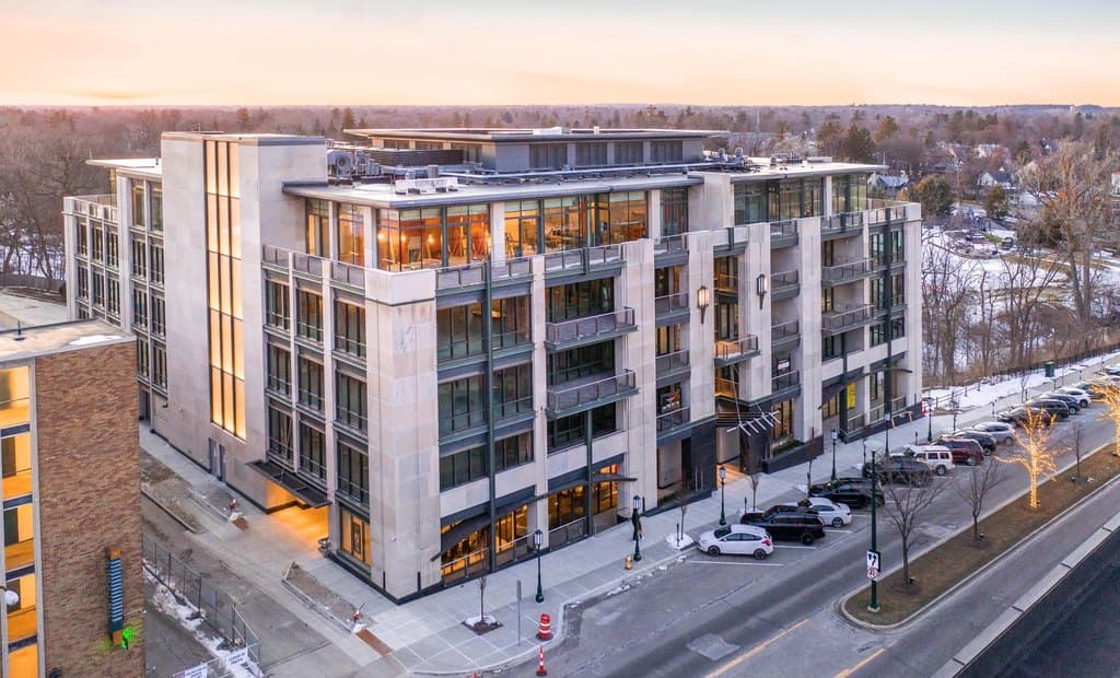 369 N Old Woodward Ave Apt 206, Birmingham