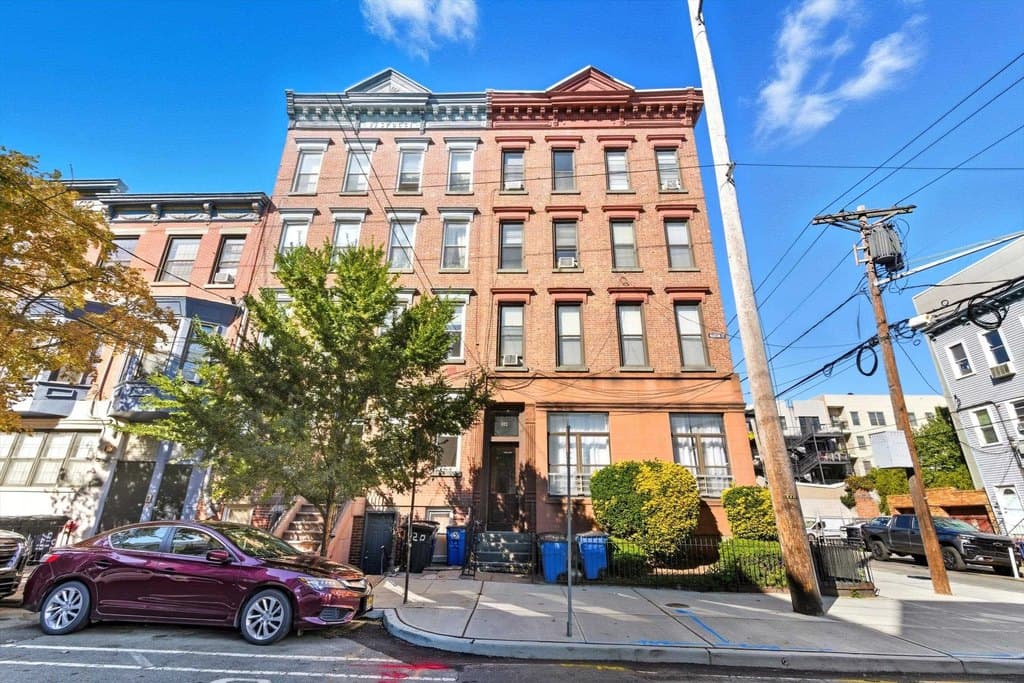 422 Madison St Unit 3L, Hoboken