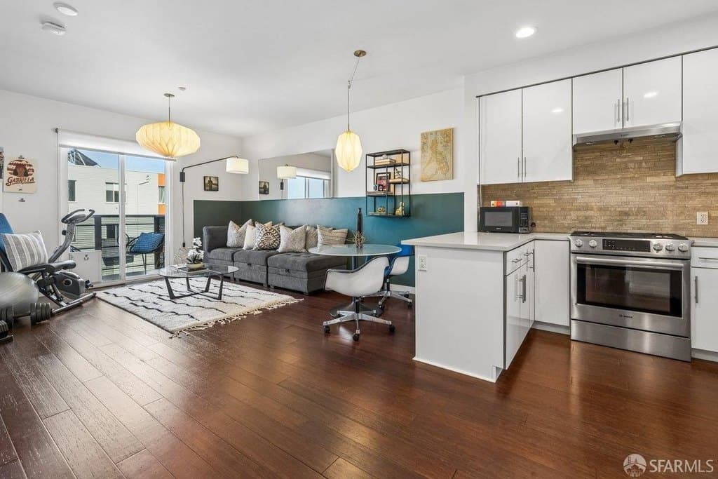 50 Jerrold Ave Apt 306