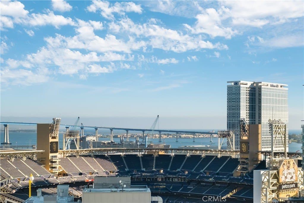 800 The Mark Ln Unit 1806, San Diego