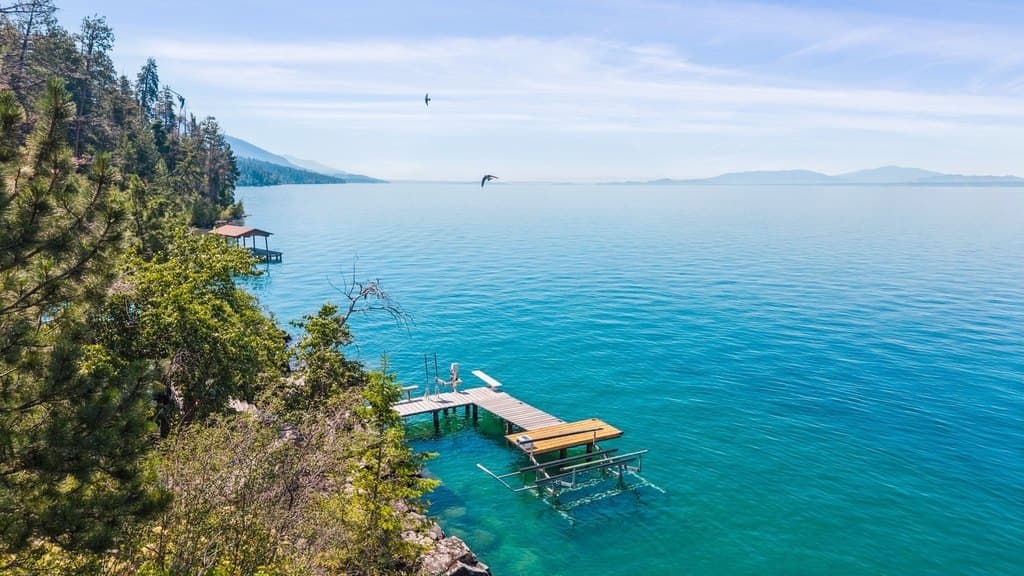 17431 Fishing Rock Ln, Bigfork