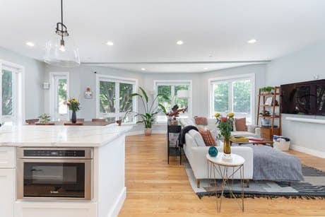 3305-3309 Washington St Unit 201