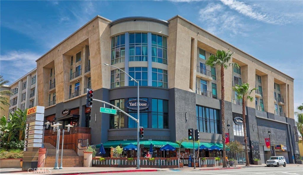 250 N First St Unit 326, Burbank