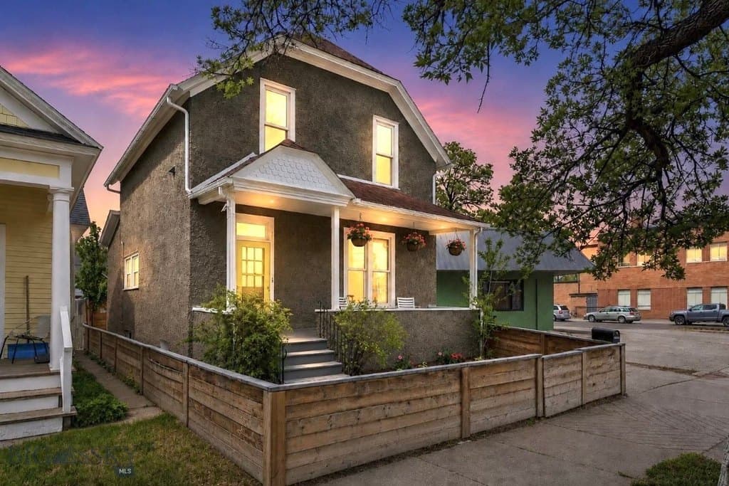 108 S 3rd St, Livingston