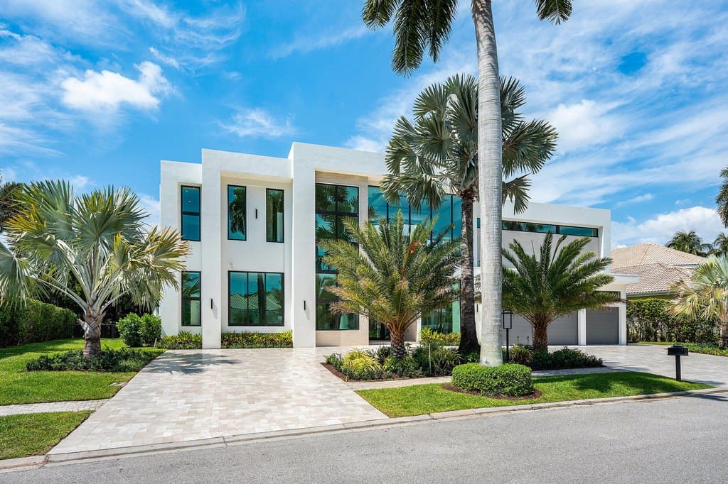 17699 Lake Estates Dr, Boca Raton