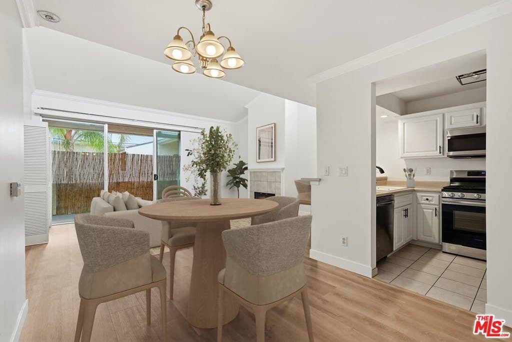 5325 Newcastle Ave Unit 342, Encino