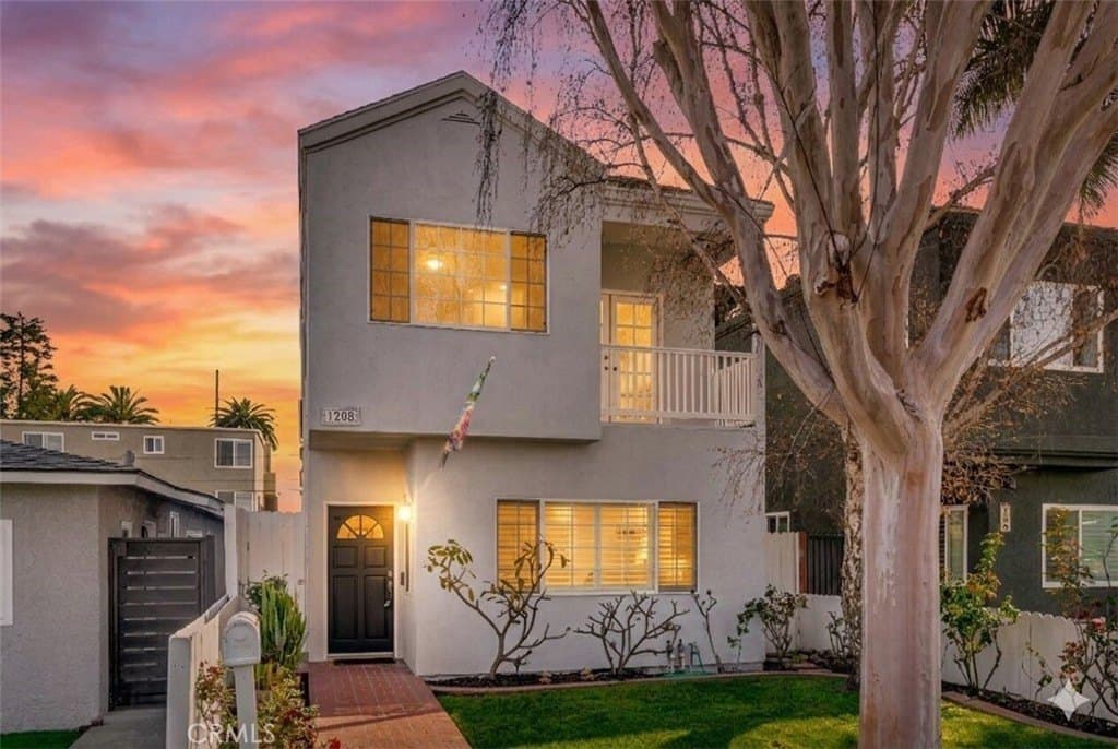 1208 California St, Huntington Beach