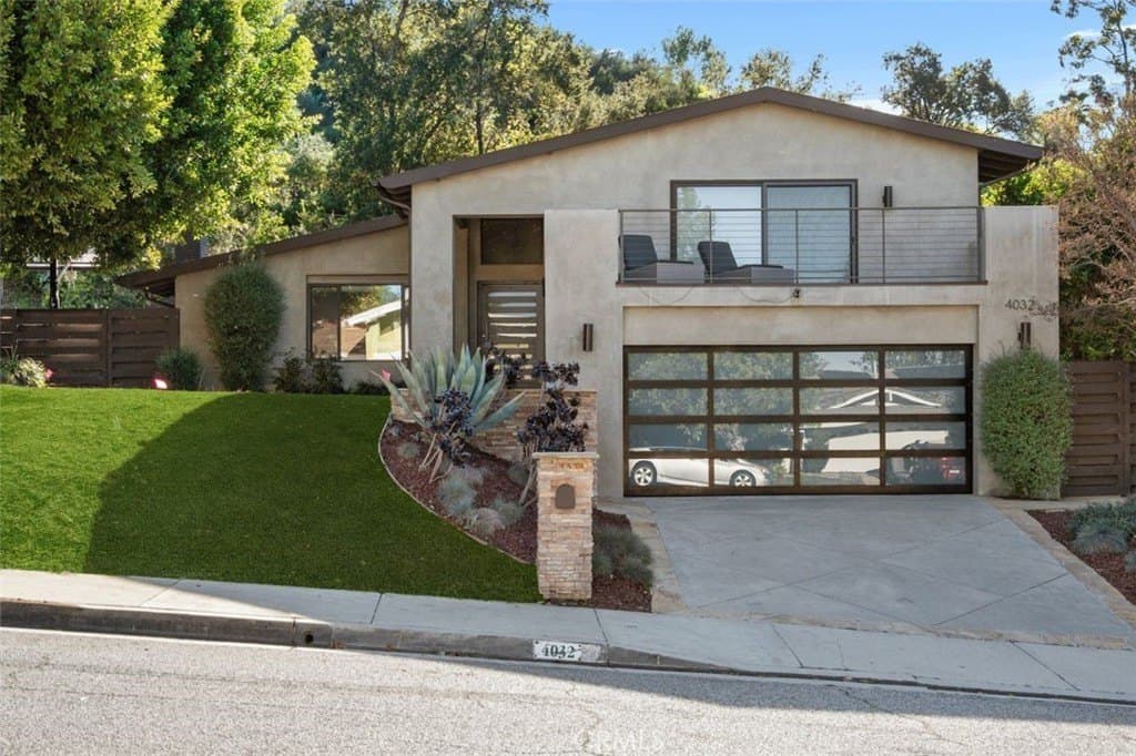 4032 Towhee Dr