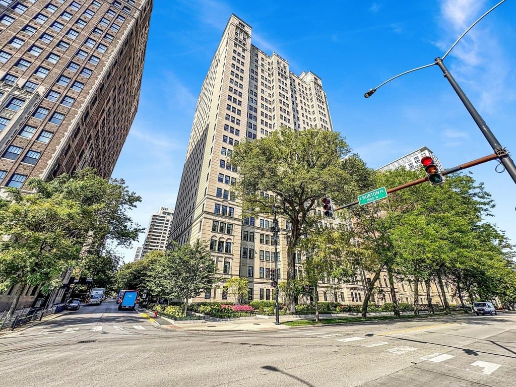 1500 N Lake Shore Dr Unit 23C
