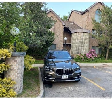 201 Buttrick Ave Apt 5D