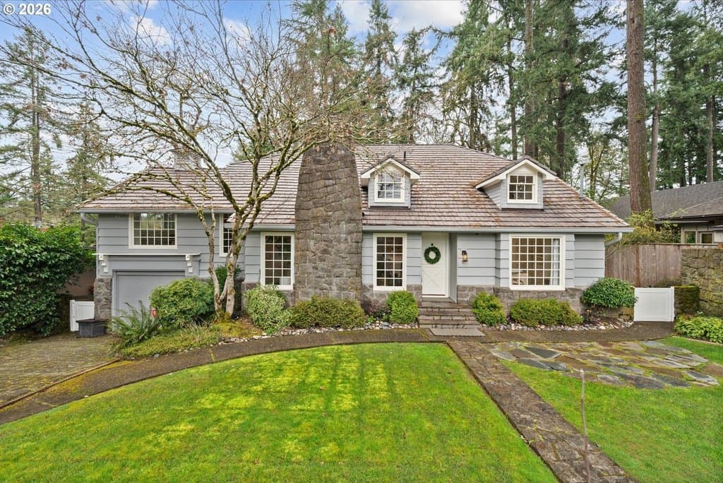 611 Ridgeway Rd, Lake Oswego