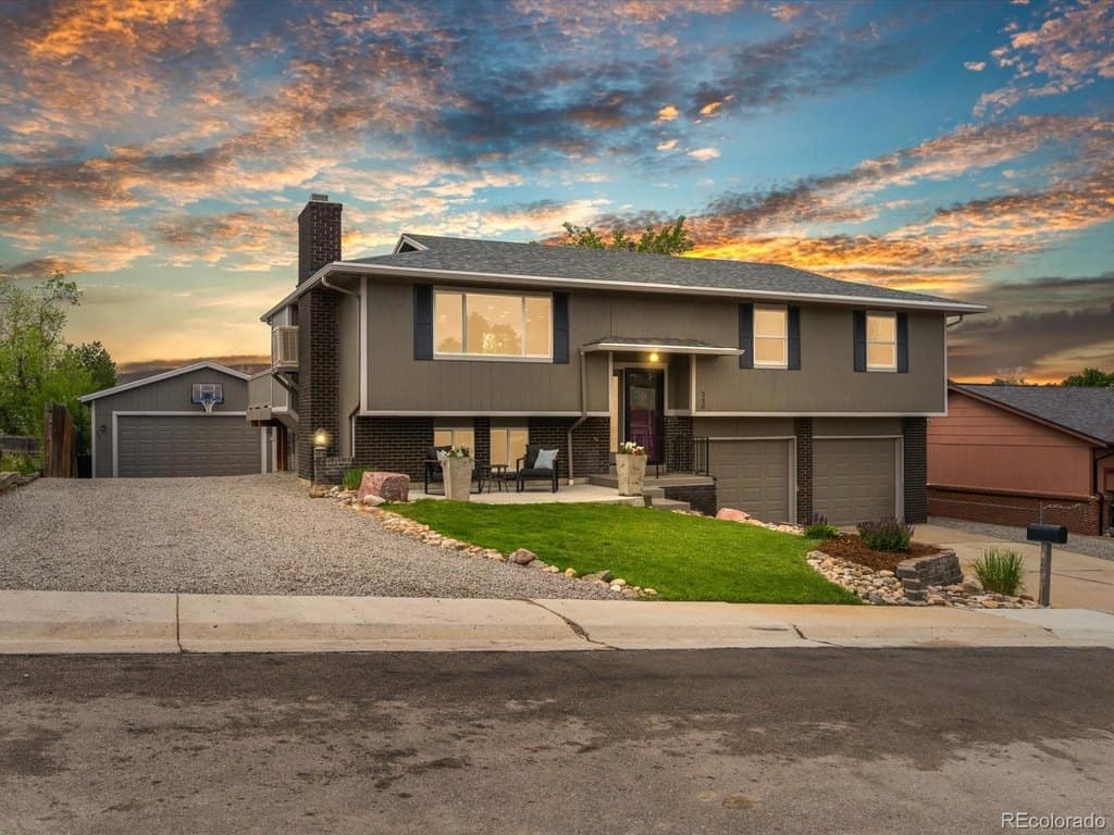 220 Ash Ave, Castle Rock