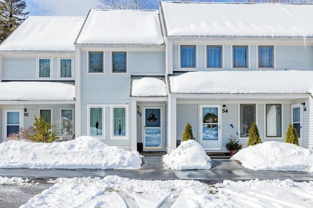 67 Bourne Brook Rd Unit 53, Manchester