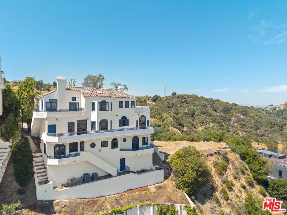 2131 Kew Dr, Los Angeles