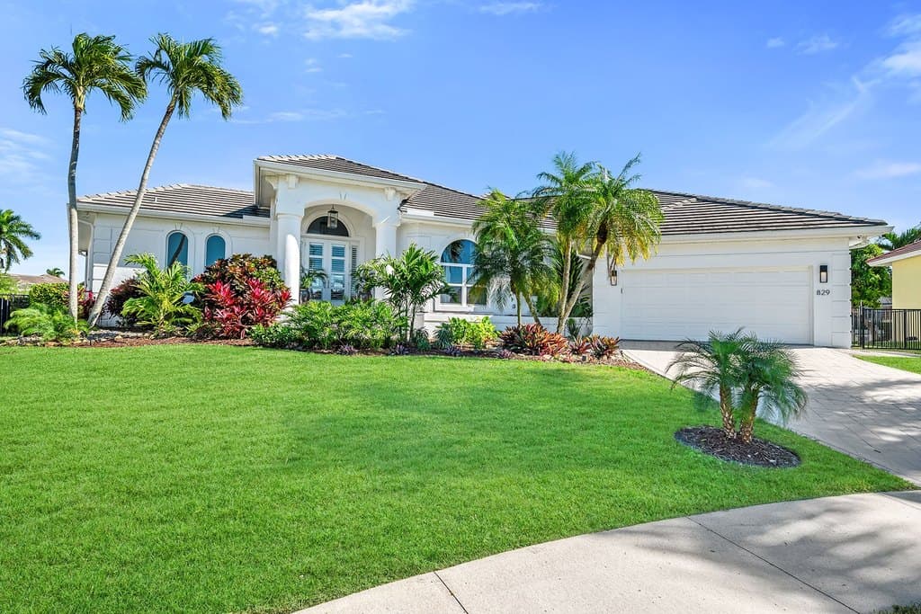 829 Bluebonnet Ct, Marco Island