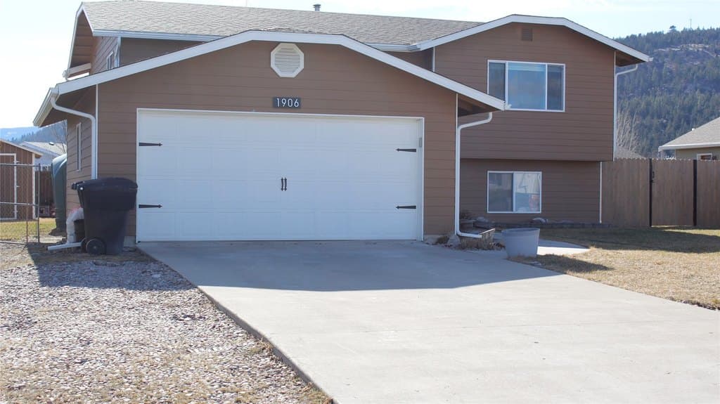 1906 Bluestone Dr, Kalispell