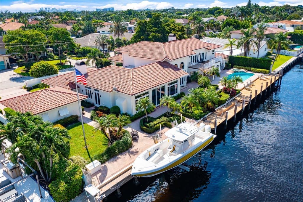 3061 NE 44th St, Fort Lauderdale