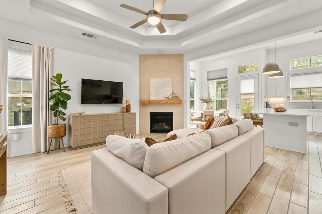 115 Beneteau Dr Unit 77, Austin