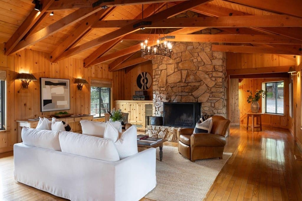 17094 Cachagua Rd, Carmel Valley