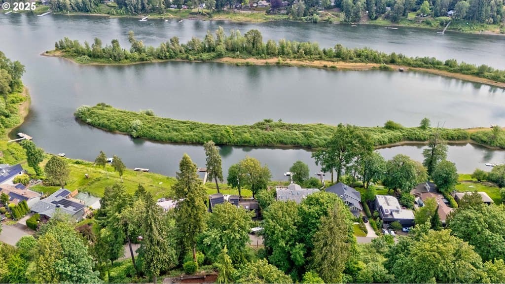 19155 Nixon Ave, West Linn