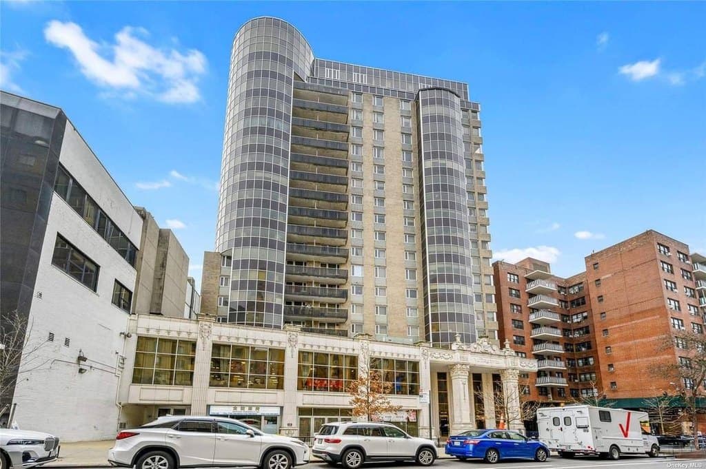 133-38 Sanford Ave Unit 5C