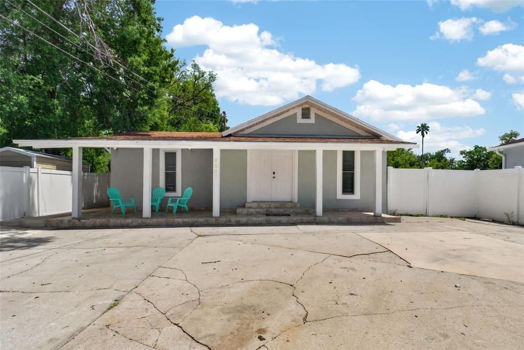 8507 N Brooks St, Tampa