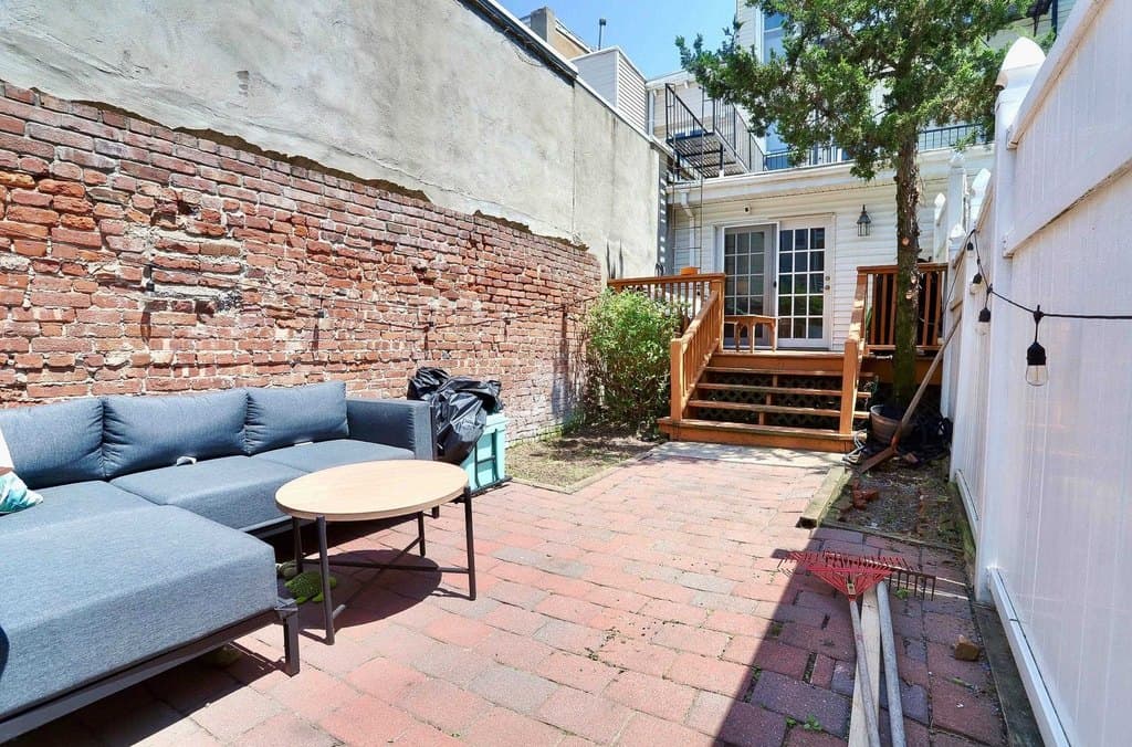 410 Adams St Apt 1R, Hoboken