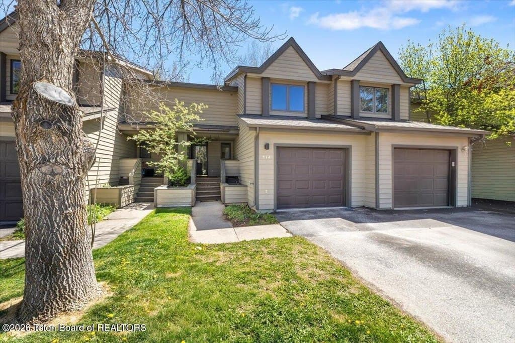 514 E Pearl Ave, Jackson