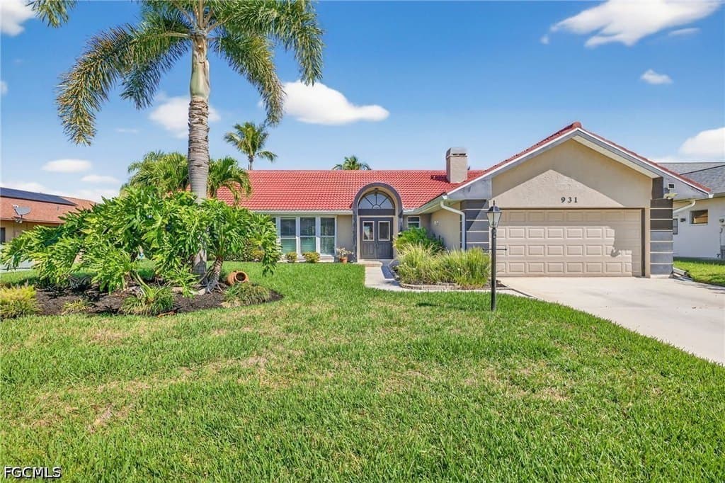 931 Deep Lagoon Ln, Fort Myers
