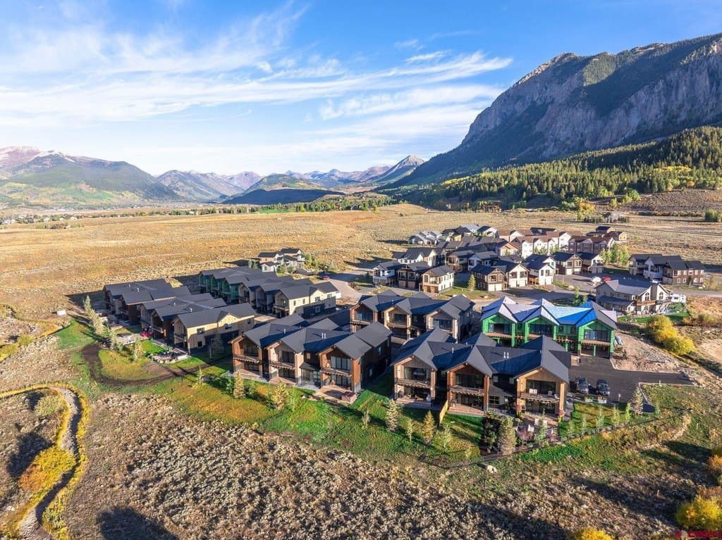 180 Elk Valley Rd Unit 124, Crested Butte