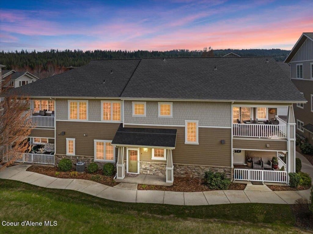 4577 W Greenchain Loop Unit 1, Coeur d'Alene