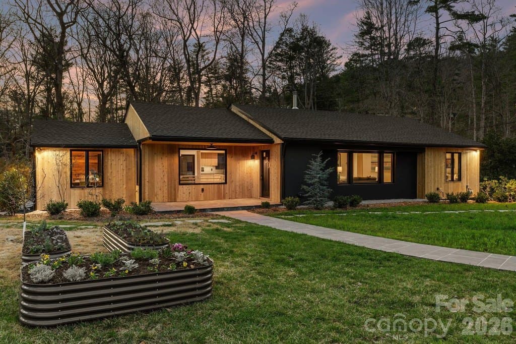 330 Windsor Rd, Asheville