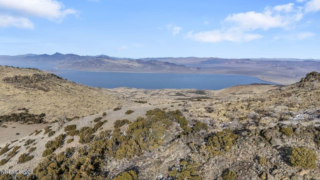 405 Stallion Dr, Reno