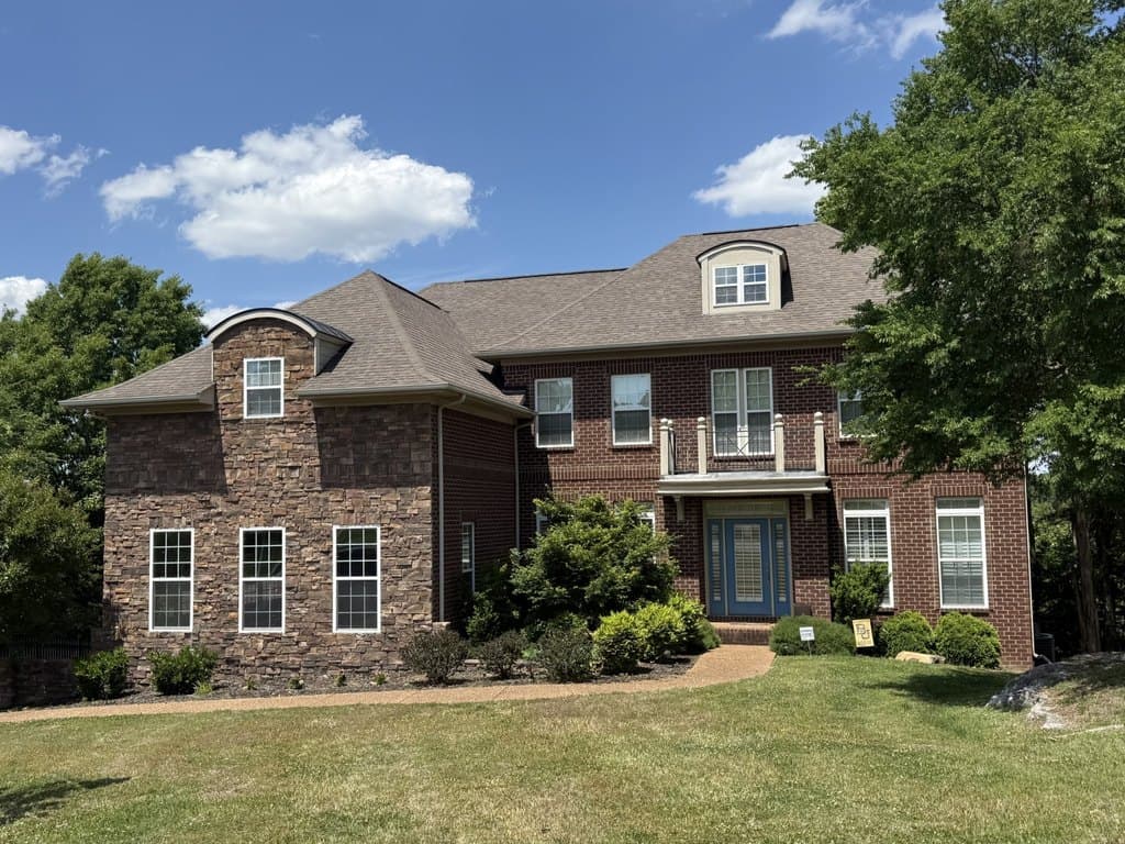 1603 Newstead Ter, Brentwood