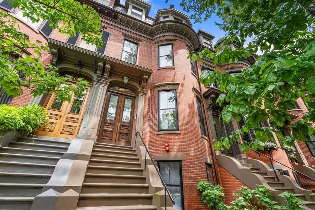 189 W Brookline St, Boston