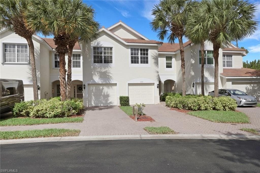1289 Oxford Ln Unit 228, Naples