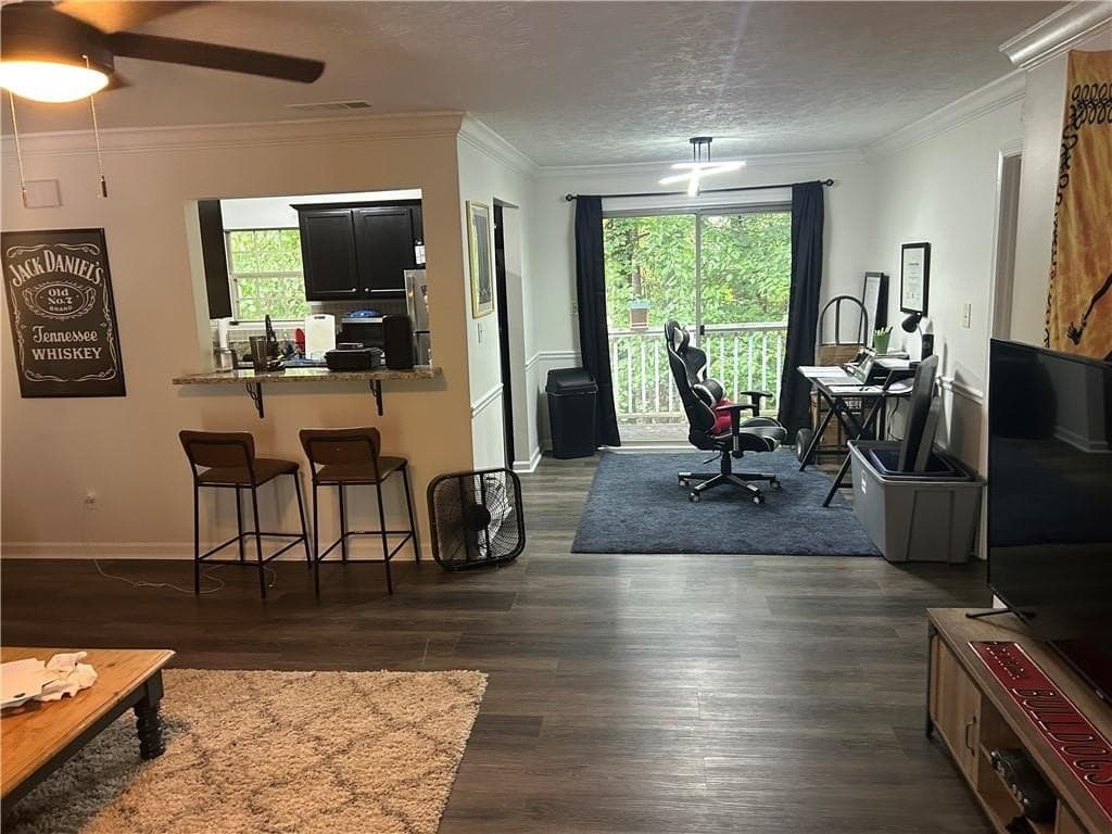 122 Sterling Ct, Alpharetta