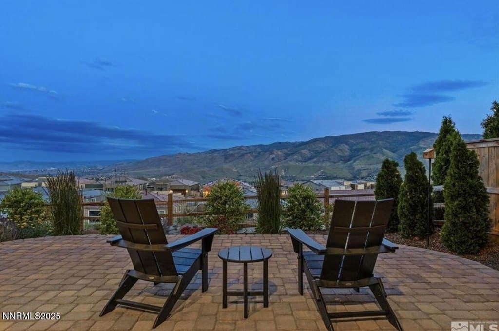 9176 Graycliff Ln, Reno