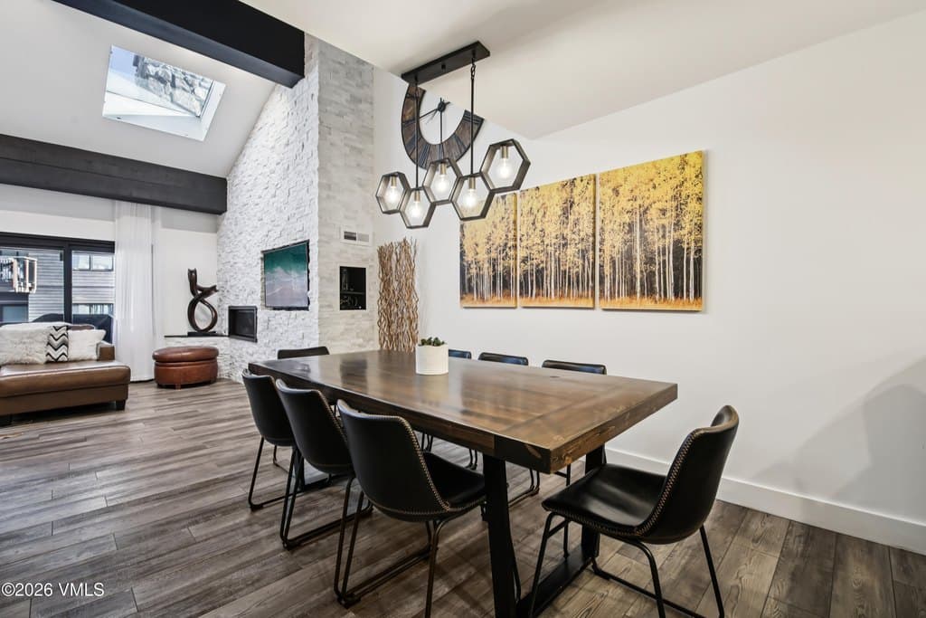 707 W Lionshead Cir Unit B6, Vail