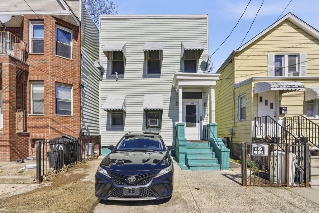 158 Fulton Ave, Jersey City